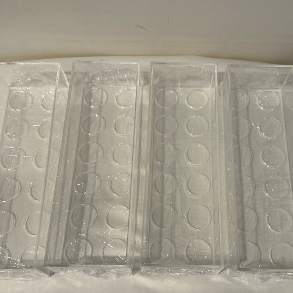 Elegant Red Rose Arrangements - Picture 9 of 9